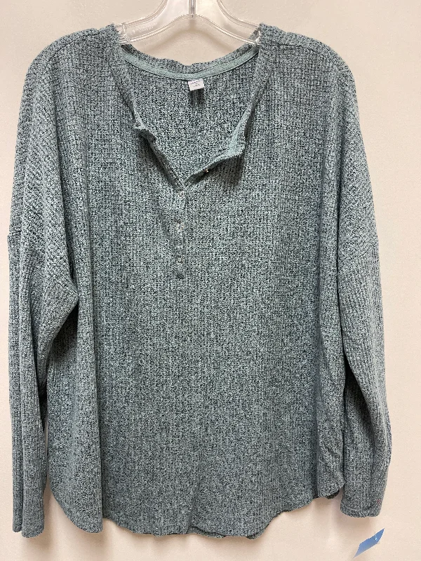 Top Long Sleeve By Old Navy In Blue, Size: Xl