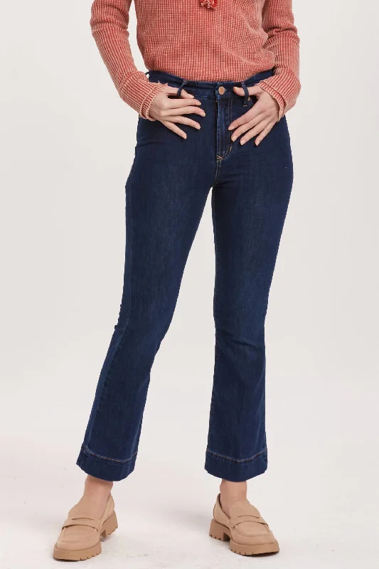 Jeanne High Rise Cropped Flare Jeans In Star Demand